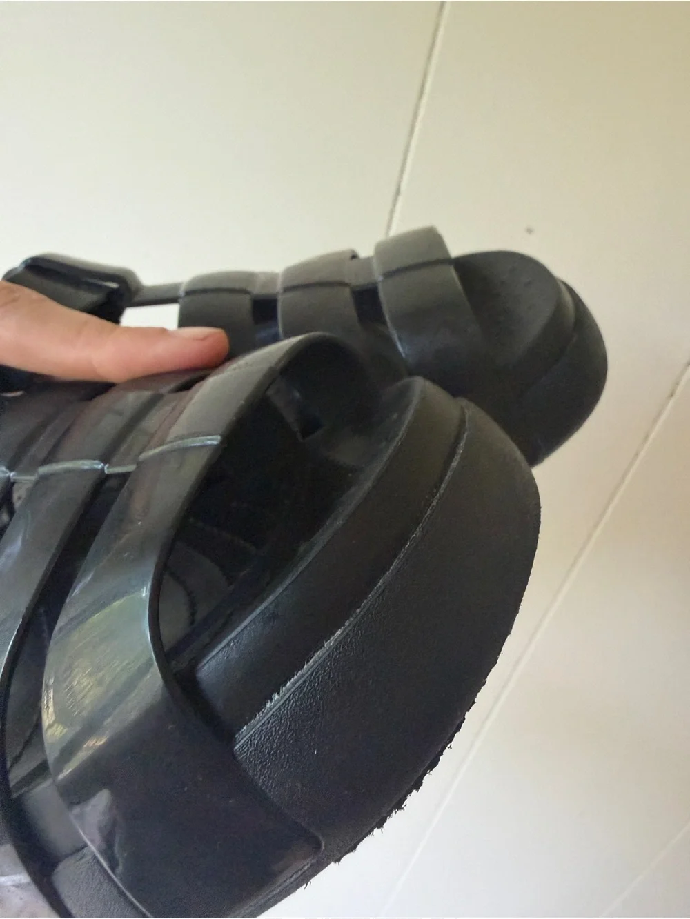 CROCS Black Jelly-Strap Sandals comfy summer